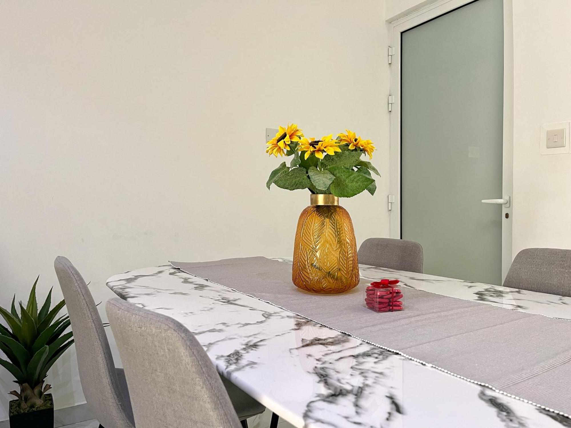 Marina Apartment Msida